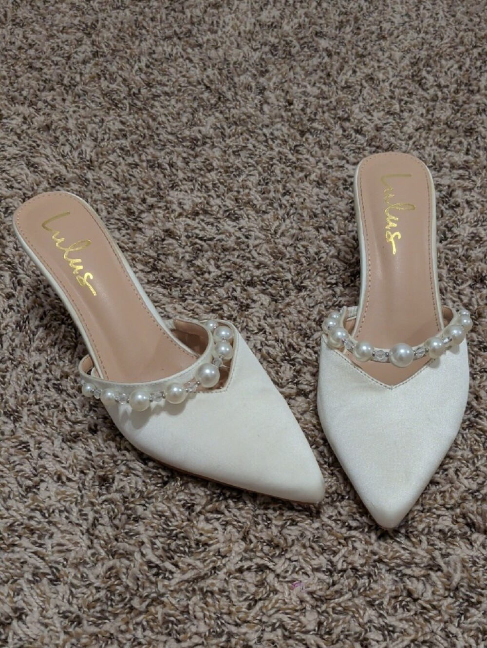 Lulu's Daryll white satin pearl embellished pointed toe mule pumps wedding - Picture 6 of 12